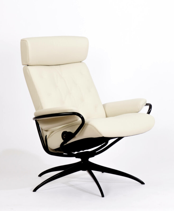 Stressless Metro_Low Back_with Headrest_Black
